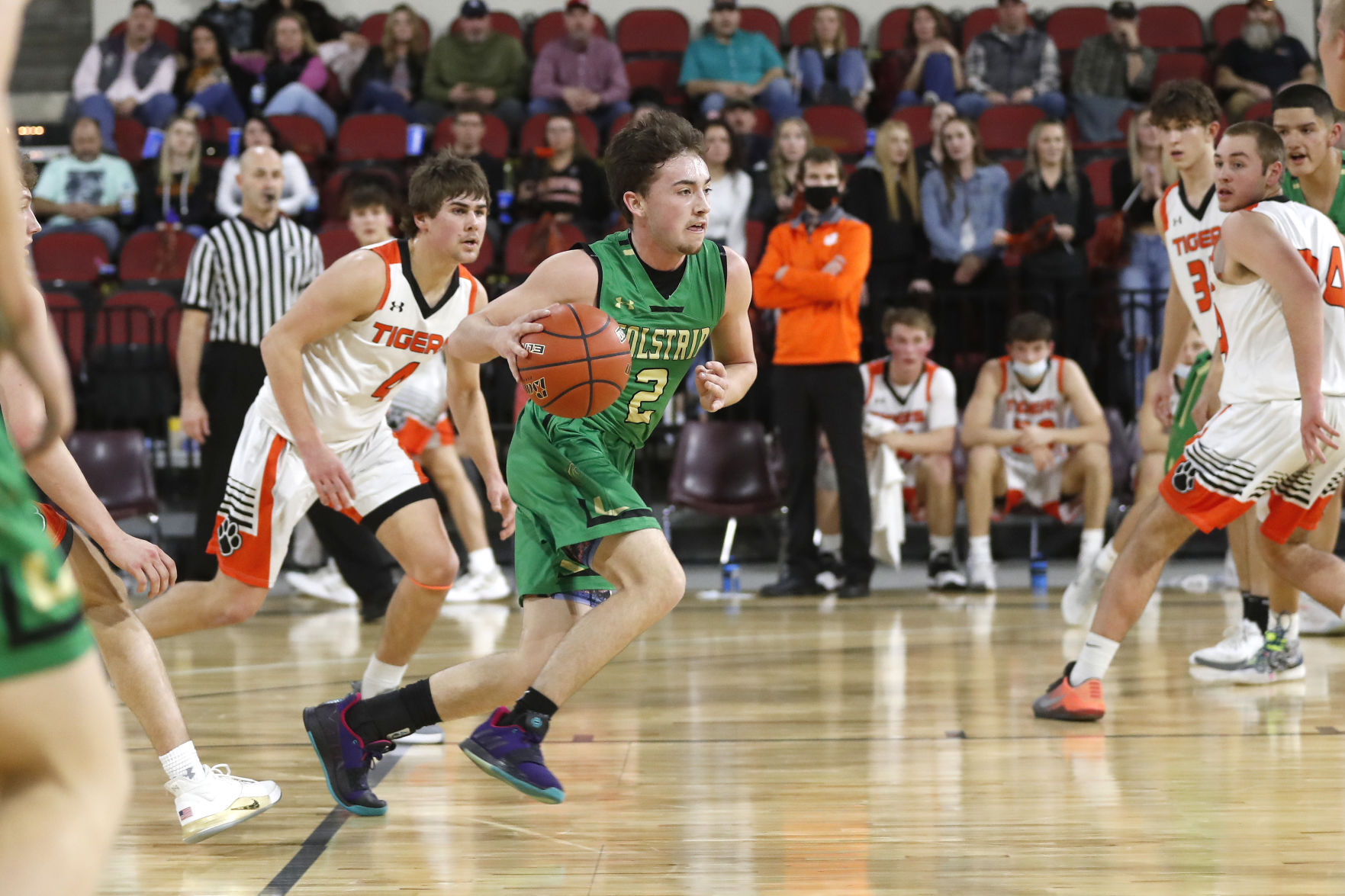 Manhattan v Colstrip boys Southern B Divisional